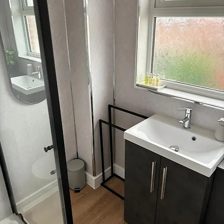 Skyline Loft - Modern Private King With Ensuite
